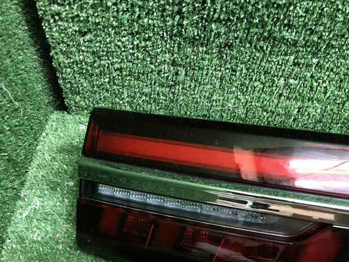 Фонарь крышки багажника Geely Monjaro (2021-н.в.)