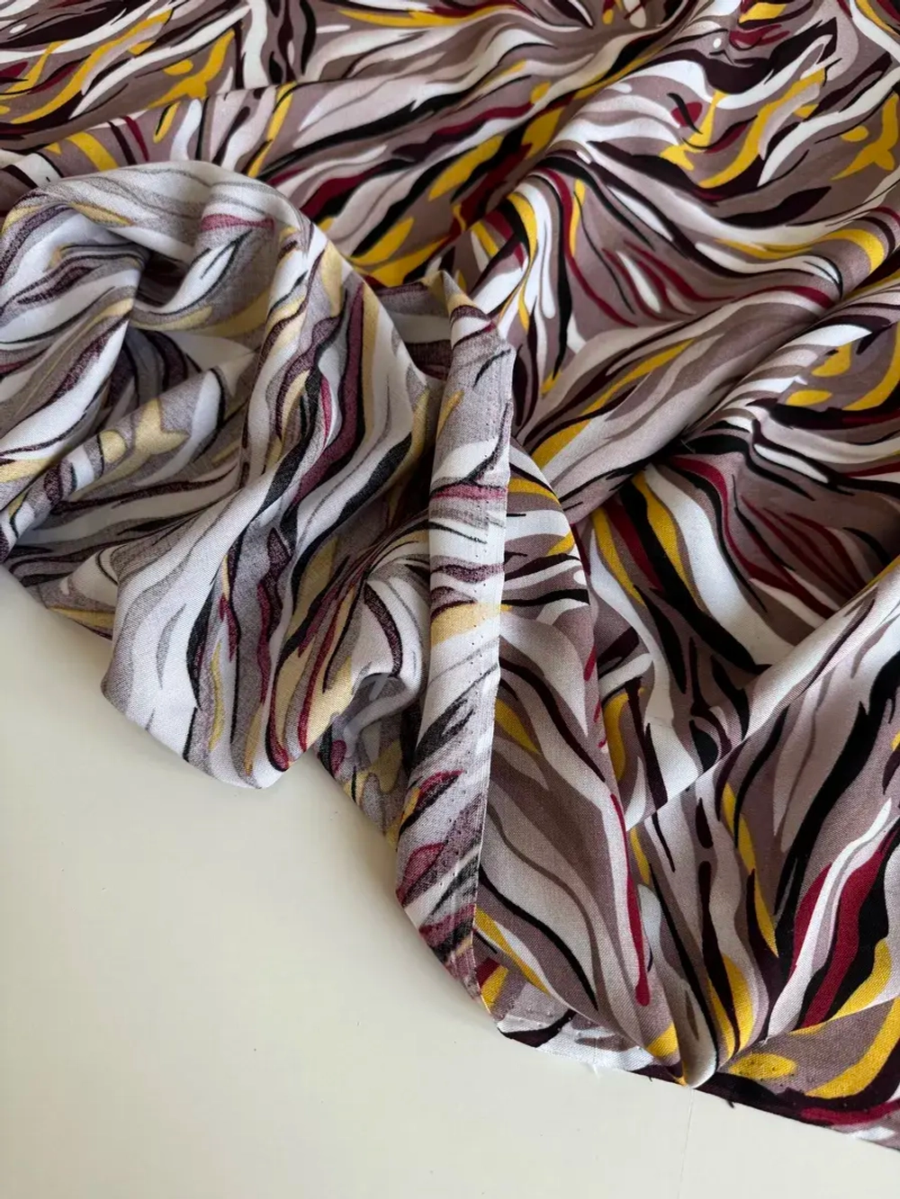 Ткань штапель для шитья 1 м плательная летняя вискозная