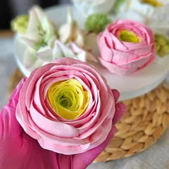 Зефир в коробке «Пион и ранункулюсы» / 23*16 см