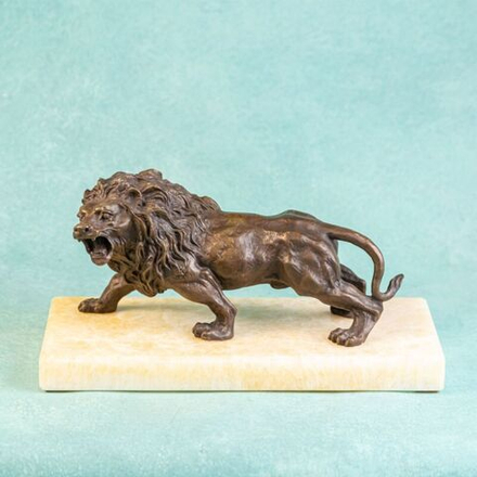 Винтаж: Винтажная скульптурная композиция «Лев»