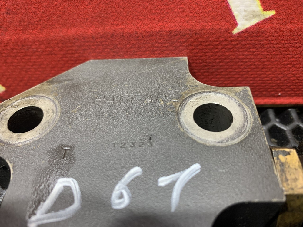 Клапан топливный обратный