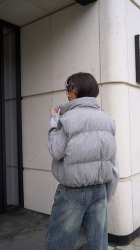 Серый стеганый жилет