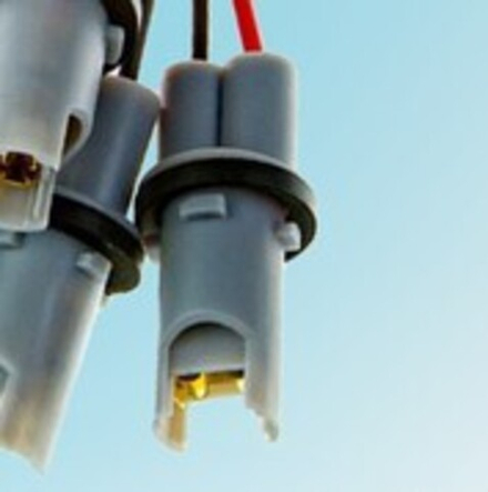 Патрон T10 пластиковый (длинный) с проводом, 1шт