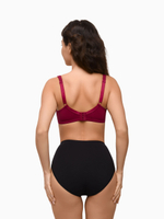 Бюстгальтер OIRO с чашками на спонже и на косточках Lily