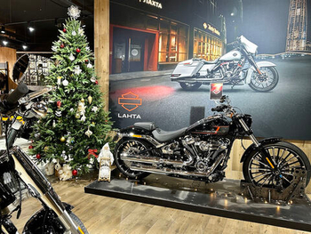 Новый год в Harley-Davidson. Приезжайте за подарками и новогодним настроением!