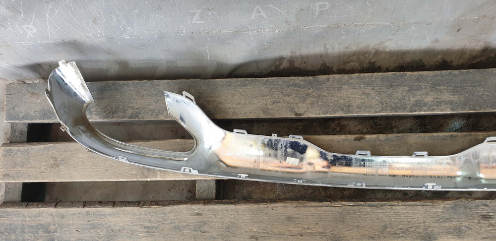 Накладка юбки заднего бампера Mercedes GLC (X253)  Б/У Оригинал A2538852325