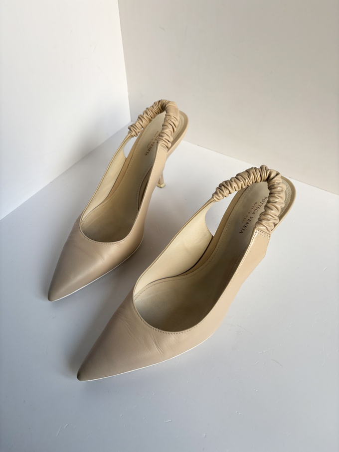 Кожаные туфли Bottega Veneta, 38,5