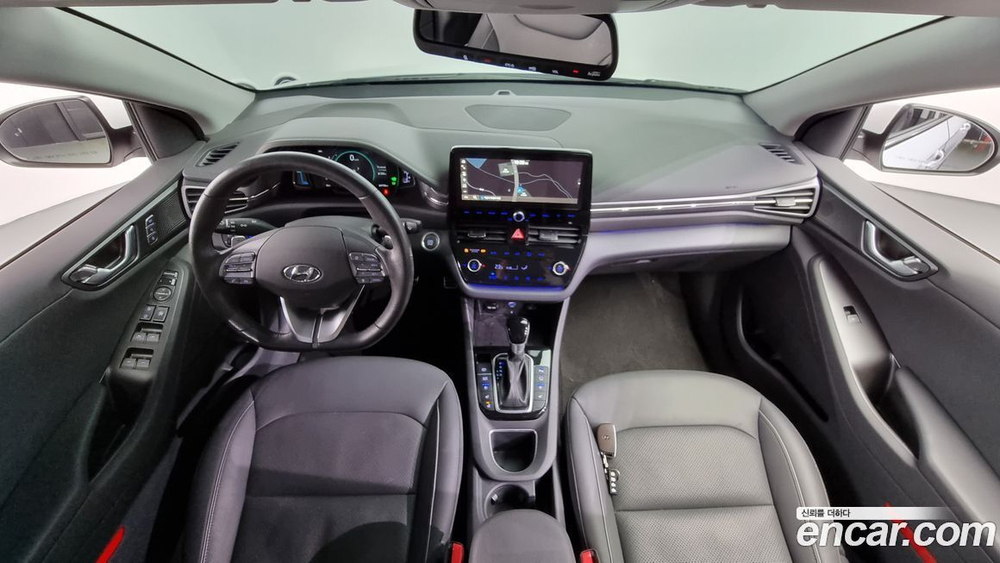 Hyundai The New Ionic Hybrid 1.6 HEV (10.2019)