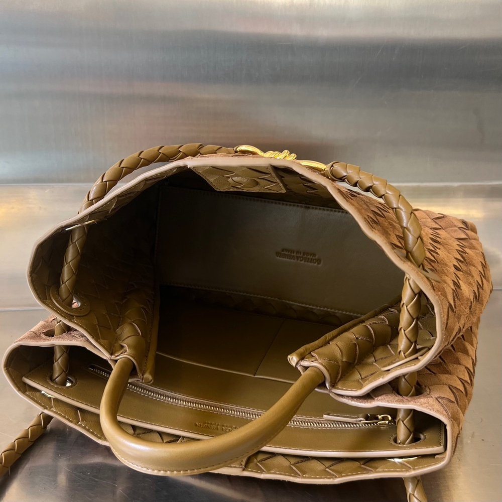 Bottega Veneta Medium Andiamo 32 cm