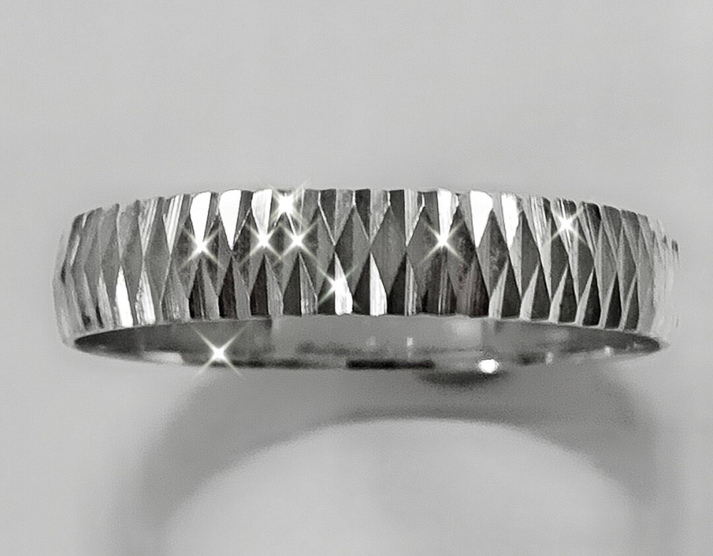 Кольцо ювелирное Эстерелла