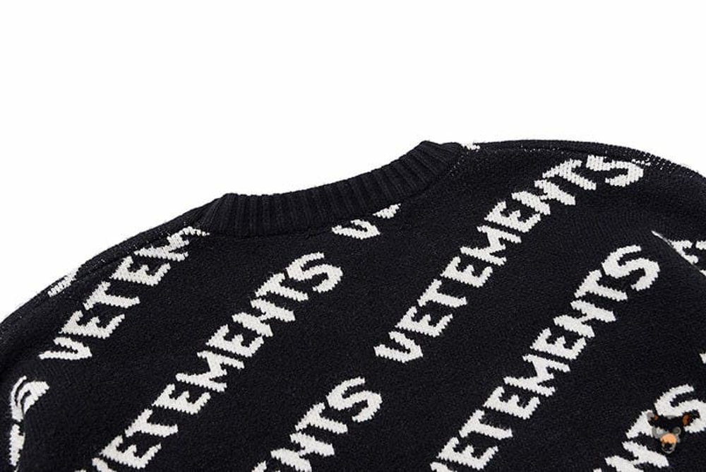 Свитер Vetements "Logos"