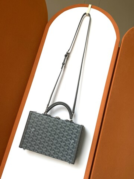 Goyard Grand Hotel Trunk Bag