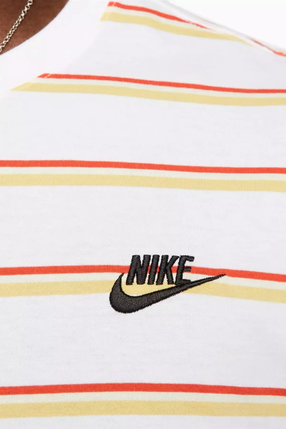 Футболка Nike Sportswear Club