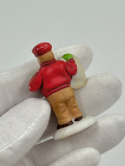 Фигурка Мальчик с газетой Department 56