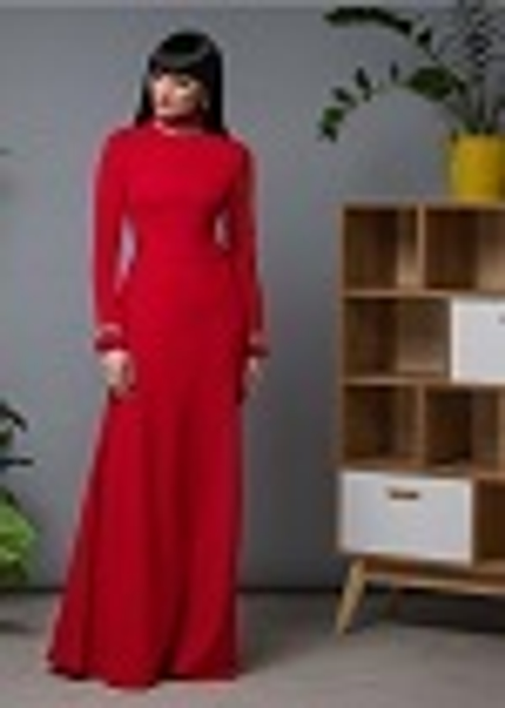 16-03-23 FW Длинное платье, воротник-стойка и манжеты оторочены стразами Сваровски, красный XS