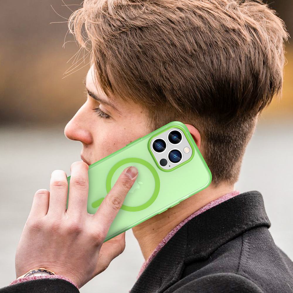 Мягкий усиленный чехол ярко-зеленого цвета с поддержкой MagSafe для iPhone 13 Pro, серия Frosted Magnetic
