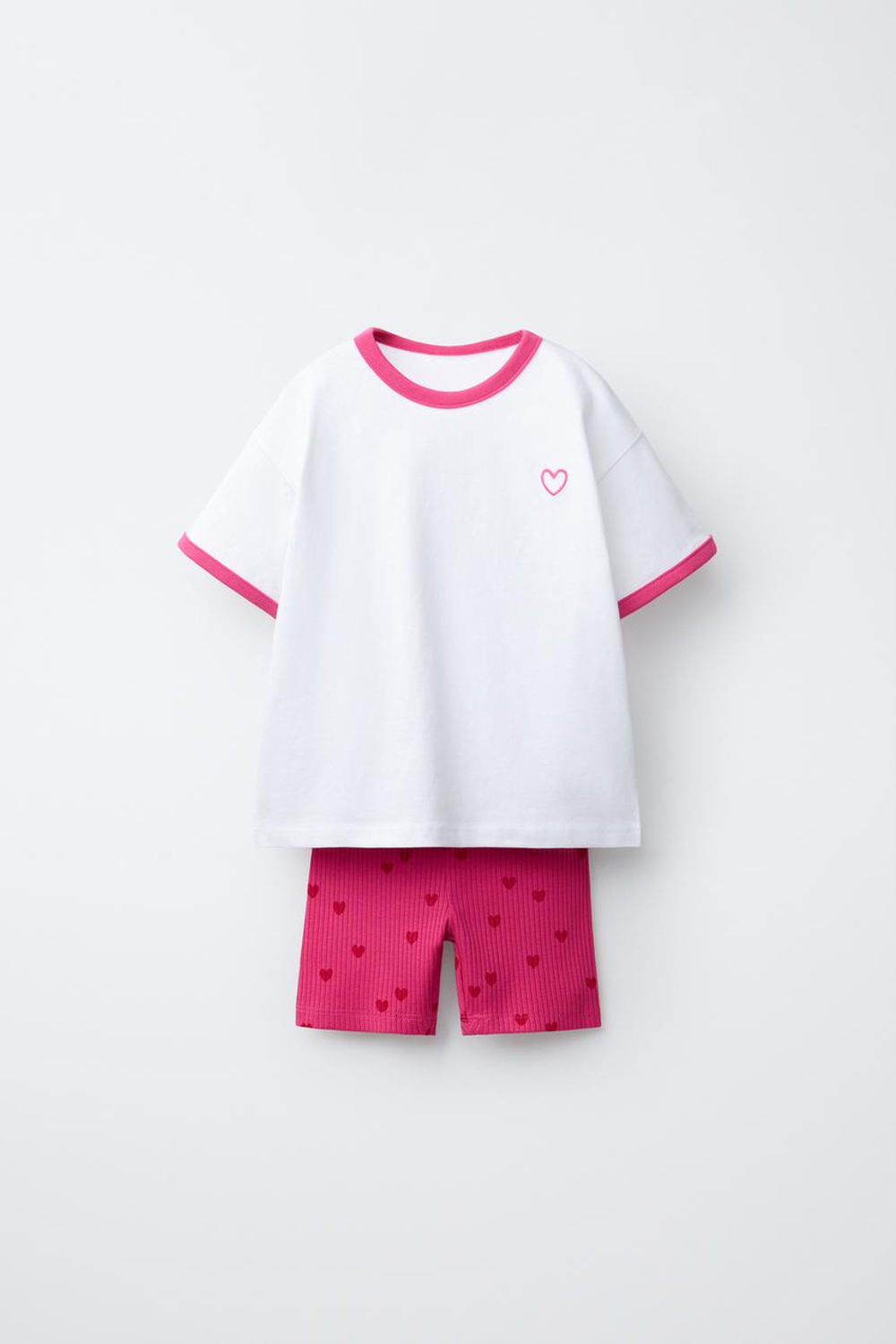 ZARA КОМПЛЕКТ ИЗ ФУТБОЛКИ И ВЕЛОСИПЕДОК С ЦВЕТОЧНЫМ ПРИНТОМ, БЕЛЫЙ