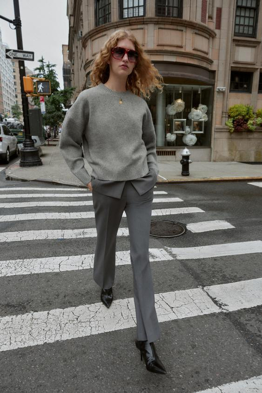 ZARA БРЮКИ FLARE С РАЗРЕЗАМИ, СЕРЫЙ