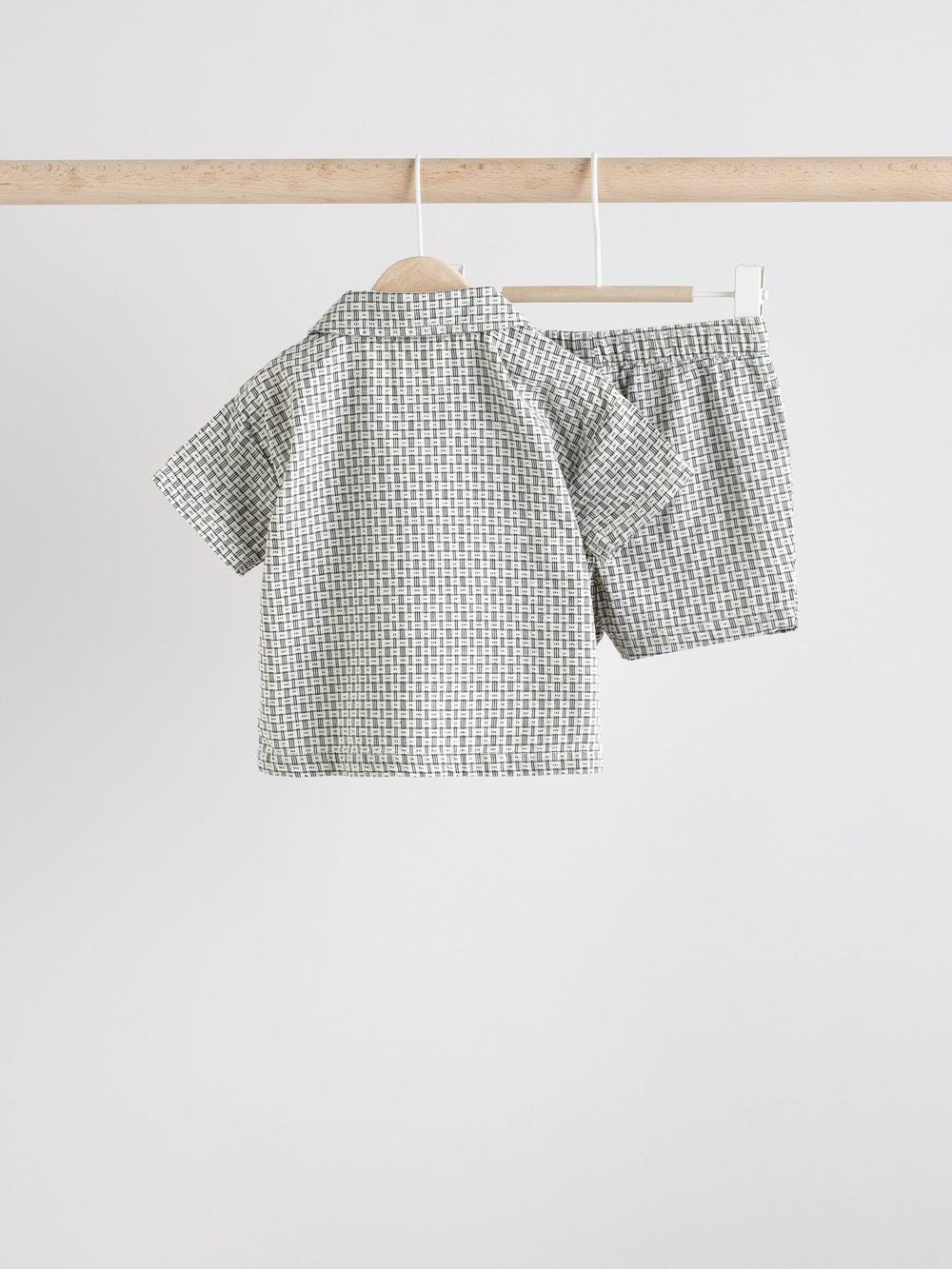 Рубашка и шорты в комплекте для малышей Next AA3-570, Черный, Белый