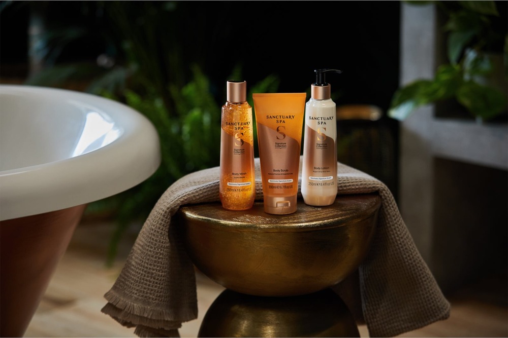 Sanctuary Spa Signature Collection - увлажняющее молочко для тела с алоэ вера /   250  ml  / GTIN 5031550000863