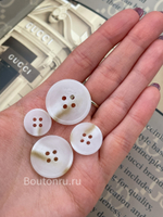 Пуговицы Белые На Прокол3 с бежевыми прожилками