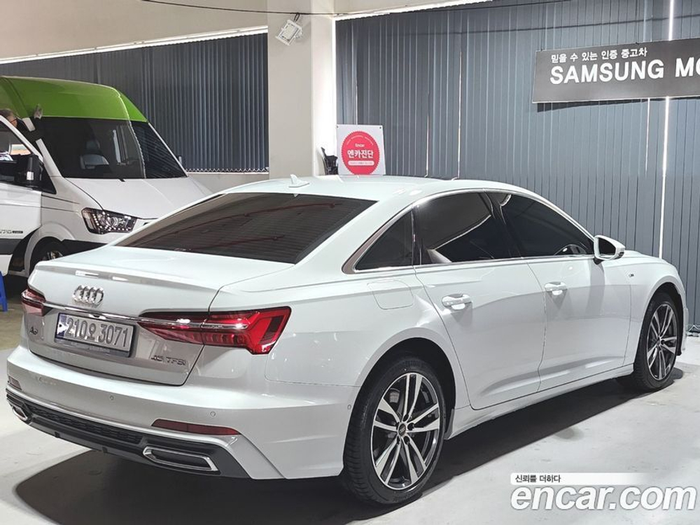 Audi A6 (C8) 45 TFSI Premium (11.2023)