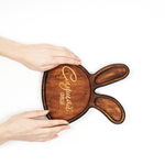 Менажница из кедра для подачи блюд и закусок с гравировкой "Слушай сердце"