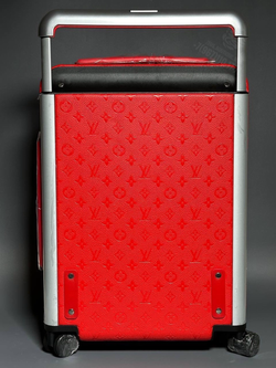 Дорожный чемодан Louis Vuitton Horizon 50