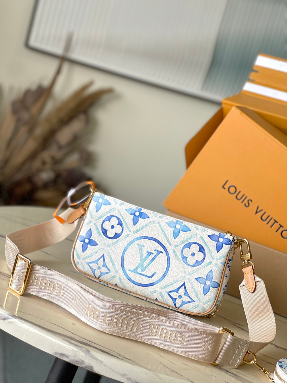 Louis Vuitton Multi Pochette Accessoires