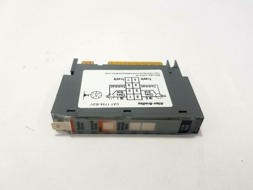 ANALOG VOLTAGE INPUT MODULE UNIT