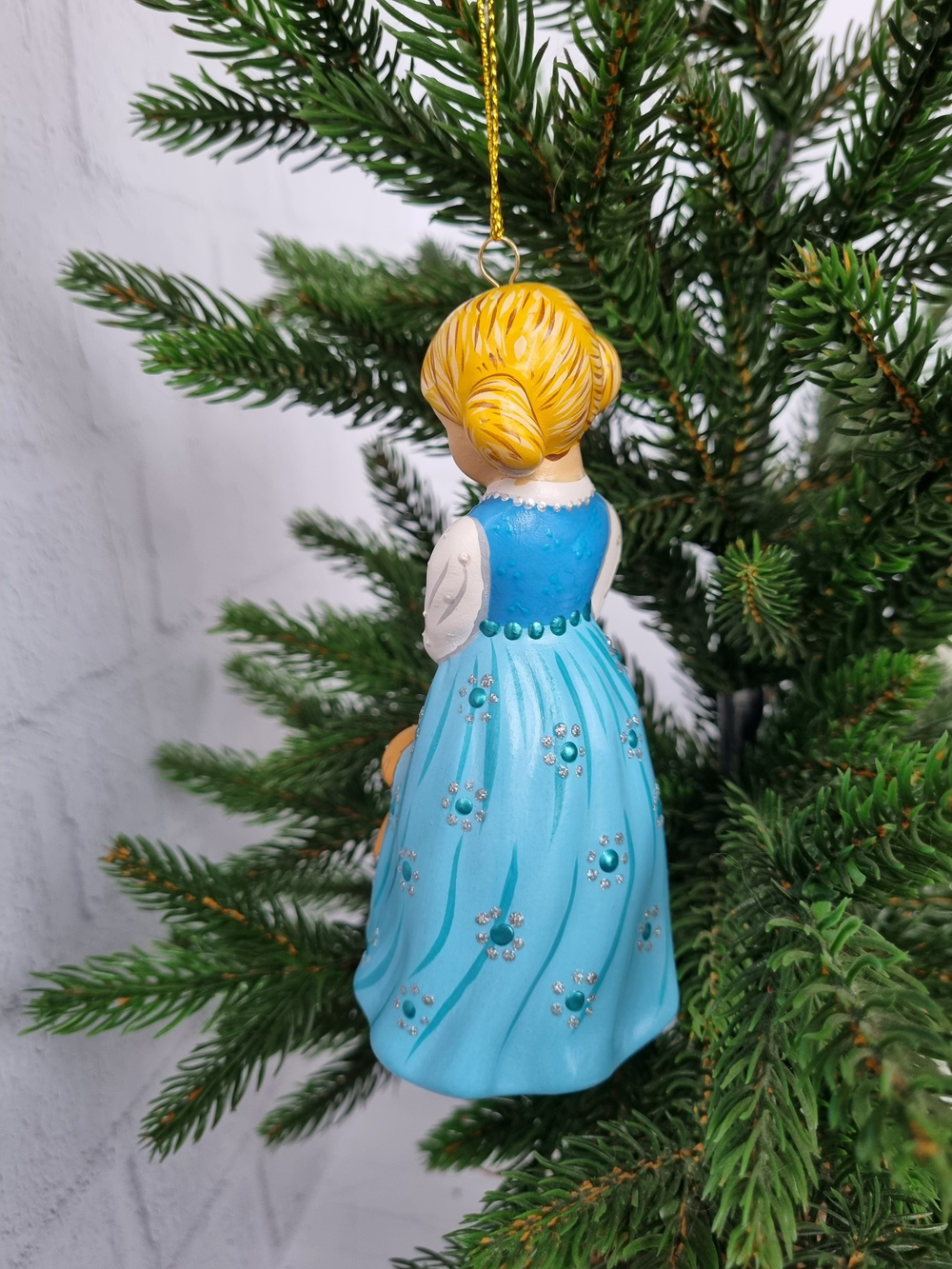 Девочка с мишкой ёлочная игрушка из фарфора