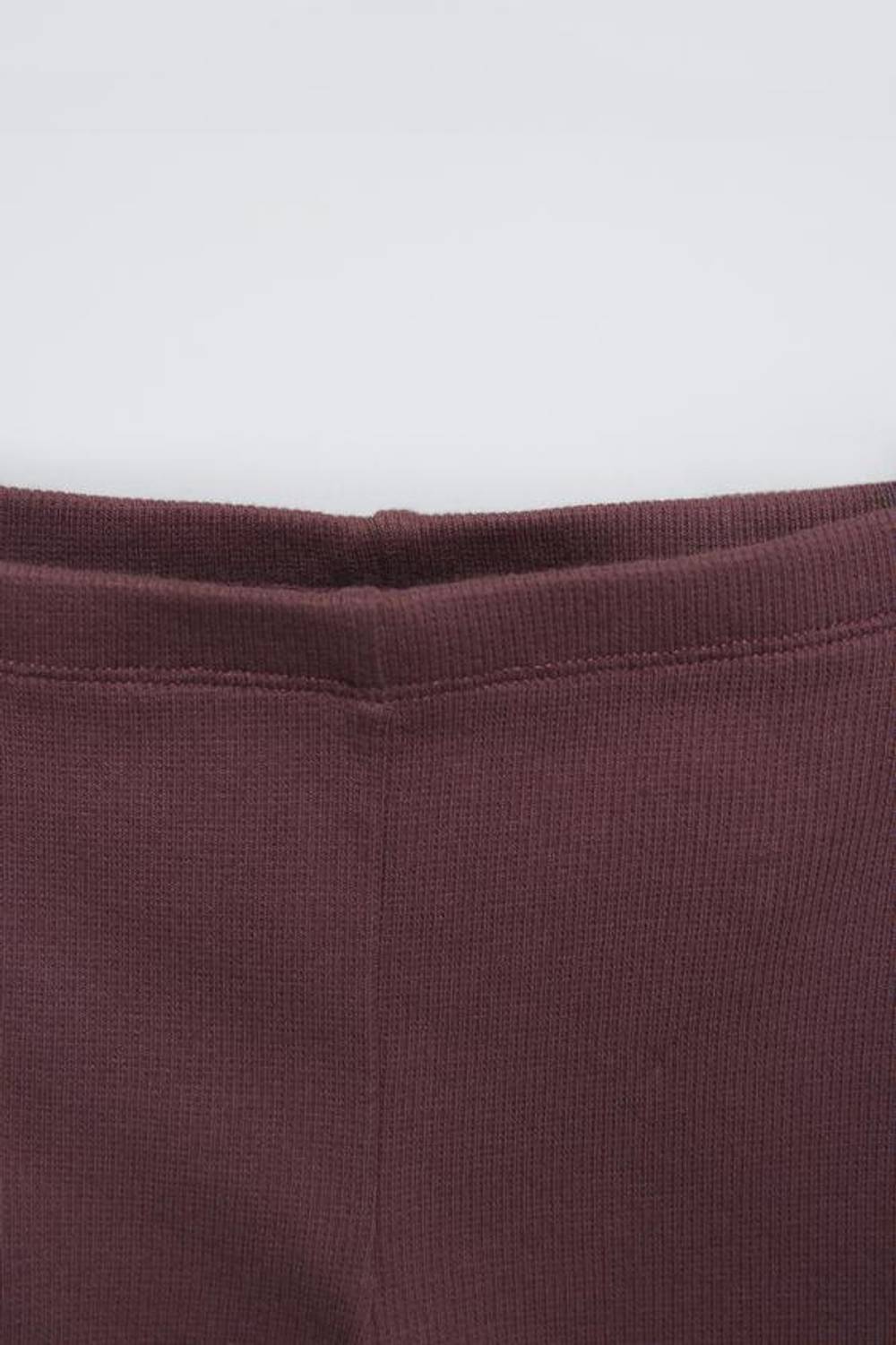 ZARA КОМПЛЕКТ ИЗ ТОЛСТОВКИ С ЦВЕТОЧНЫМ ПРИНТОМ И ЛЕГИНСОВ В РУБЧИК, ТЕРРАКОТОВЫЙ