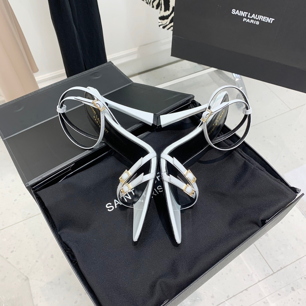 Saint Laurent Pumps