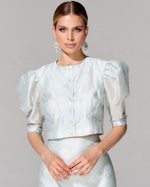 Укороченная блуза из батиста