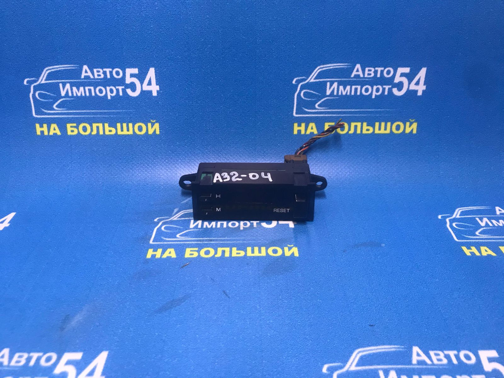 Часы салонные NISSAN CEFIRO 1995