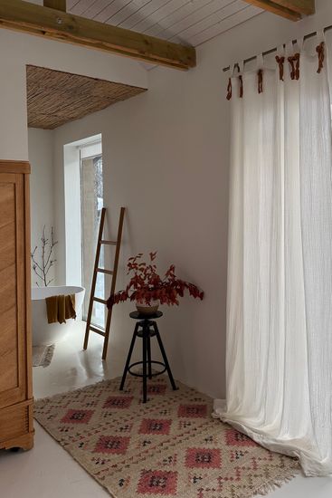 Ковер из шерсти по мотивам башкирских орнаментов из коллекции cultural heritage, 120х180 см