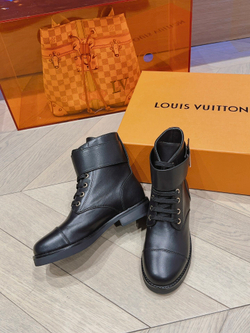 Louis Vuitton Wonderland Flat Rangers