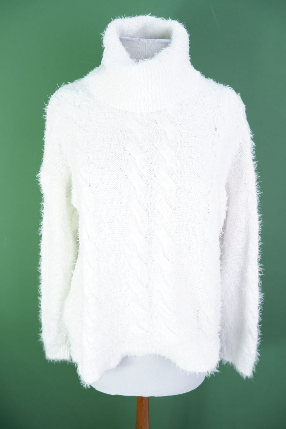 Джемпер Stradivarius однотонный 44 размер