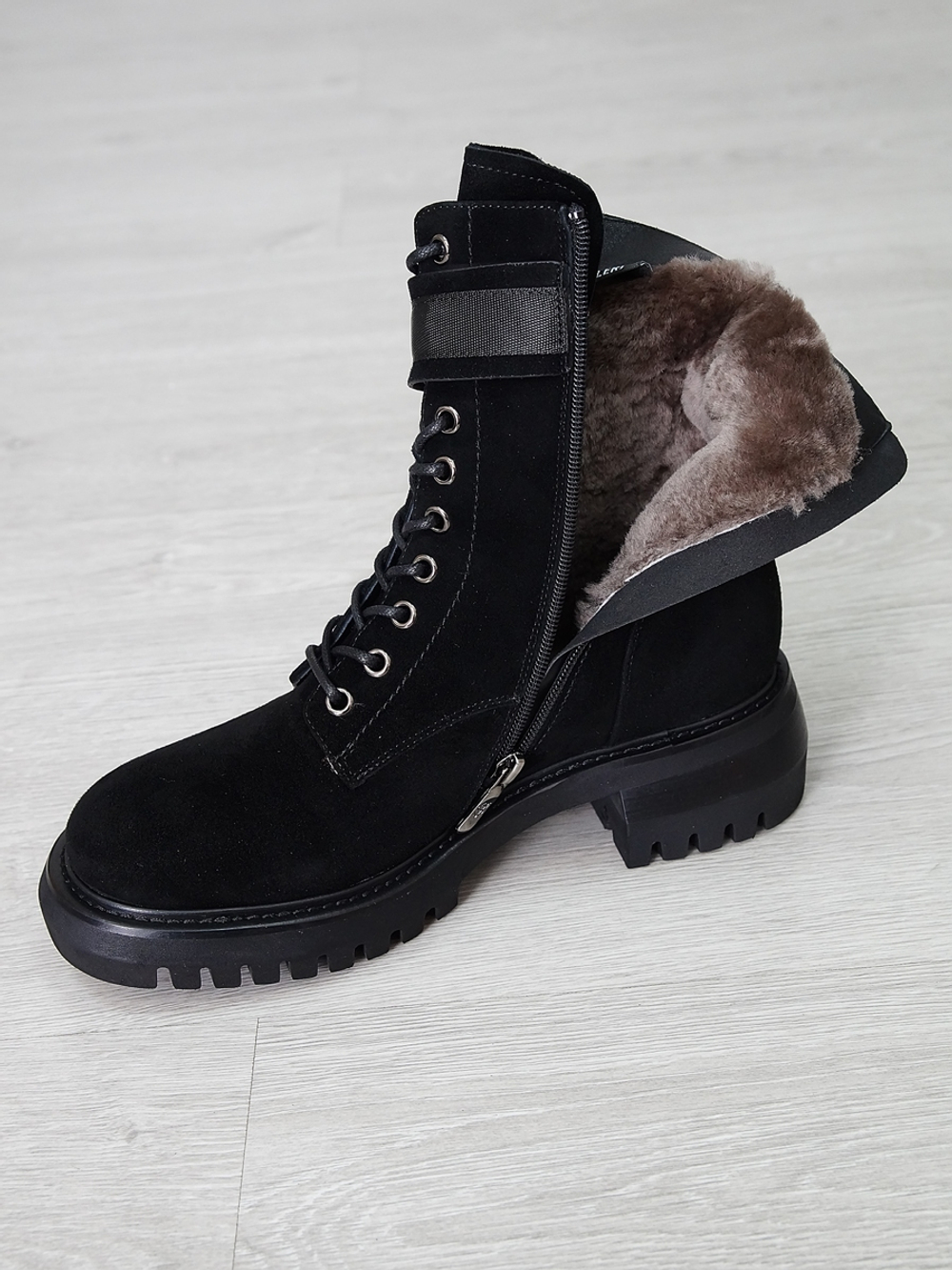 Ботинки женские зимние