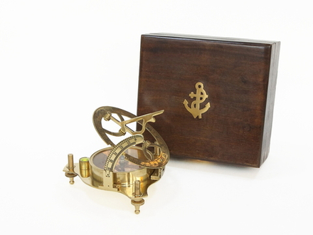 Nautical Морской компас в деревянном футляре