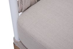 "Диего" кресло плетеное из роупа, основание дуб, каркас алюминий светло-серый (RAL7035) муар, роуп бежевый круглый, ткань бежевая 052