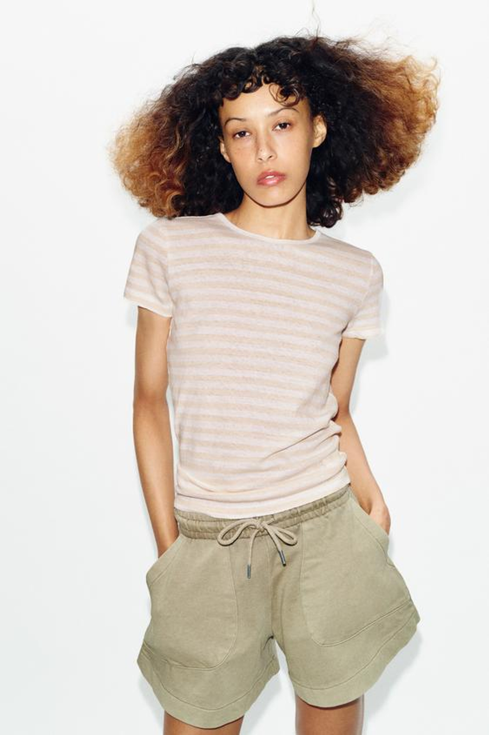 ZARA ШОРТЫ С ЭФФЕКТОМ ПОТЕРТОСТИ, СЕРО-КОРИЧНЕВЫЙ