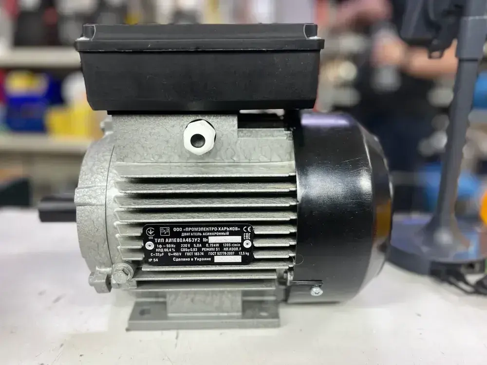 Электродвигатель ПромЭлектро АИ1Е80А4 IM1081, 0,75 кВт,1436 об/мин,220В