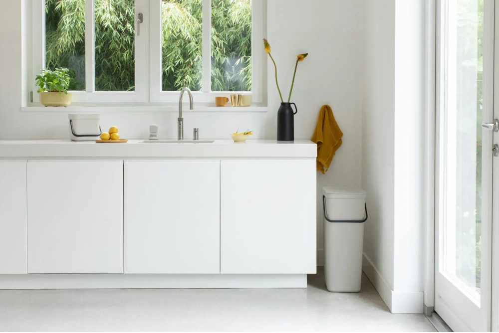 Brabantia Корзина для мусора Sort & Go 3 л Светло-серый