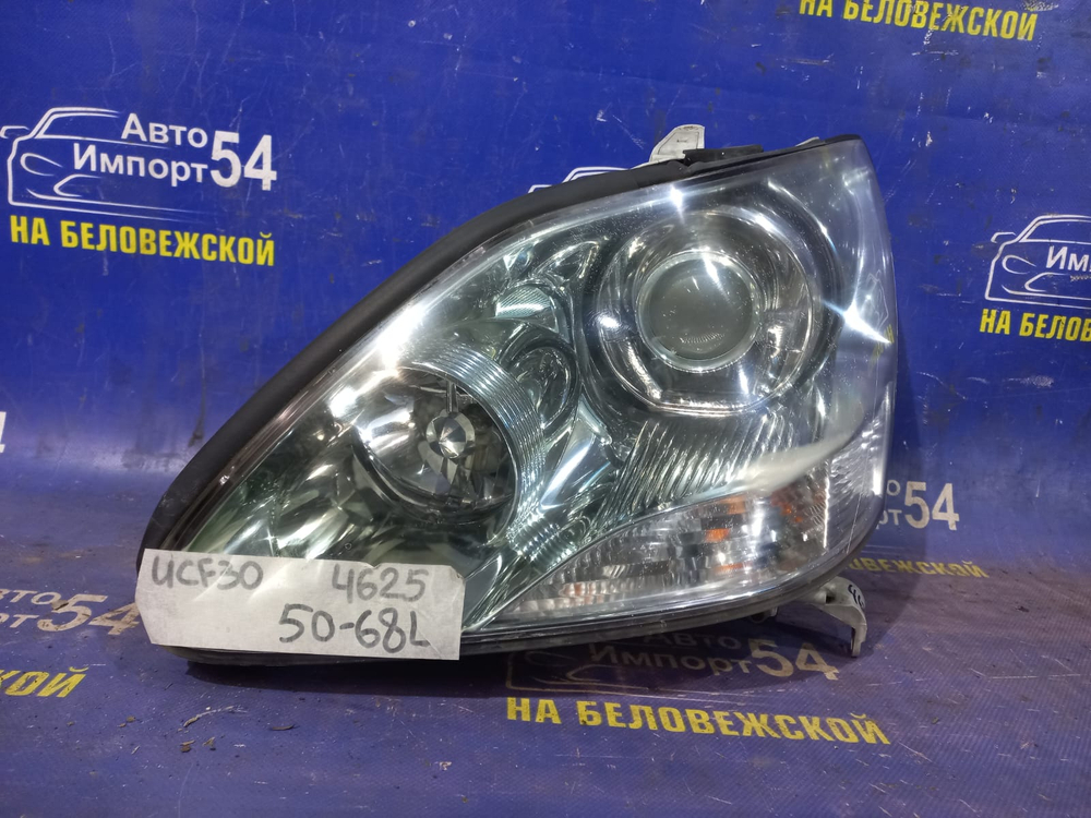 Фара передняя левая TOYOTA CELSIOR 2003-2006