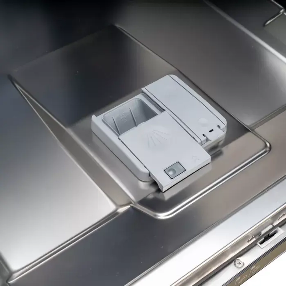 DeLonghi Встраиваемая посудомоечная машина DDWI 670 AMEDEO