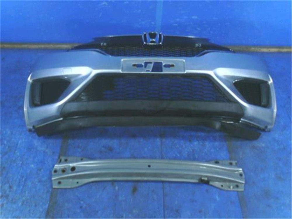 бампер передний Honda Fit GK3 GP5 2015