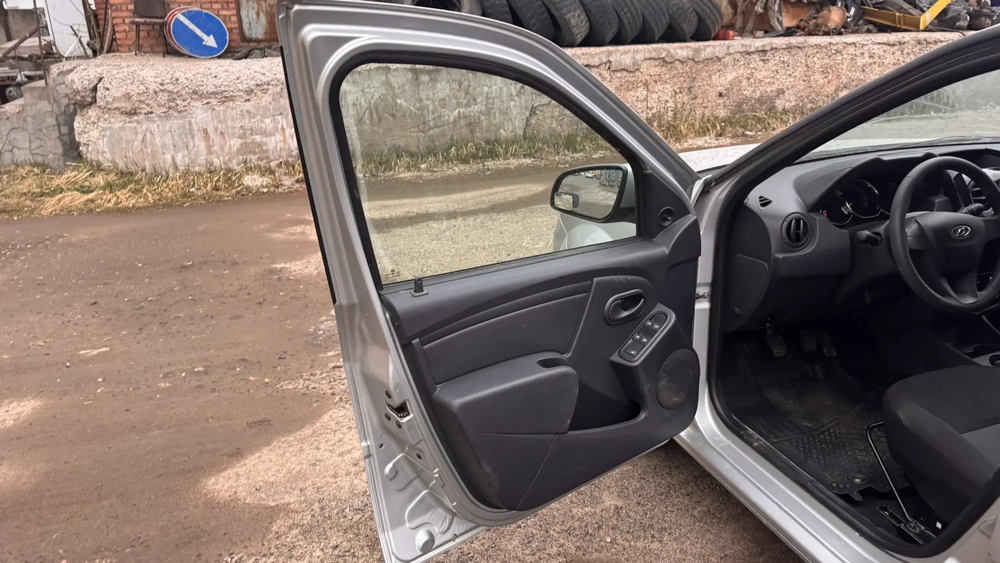 LADA LARGUS Classic Plus 5 мест 1.6 90hp 5MT