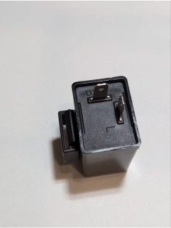 Реле поворотов 2-контактное для мото, мопеда, скутера