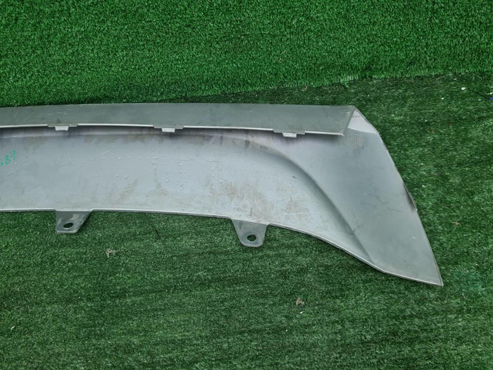 Накладка переднего бампера BMW X6 F16 (2014-2020)